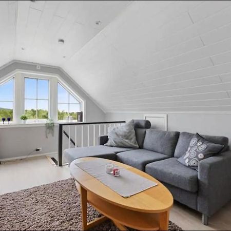 Leilighet Med Gratis Parkering Og Wifi Kristiansund Esterno foto